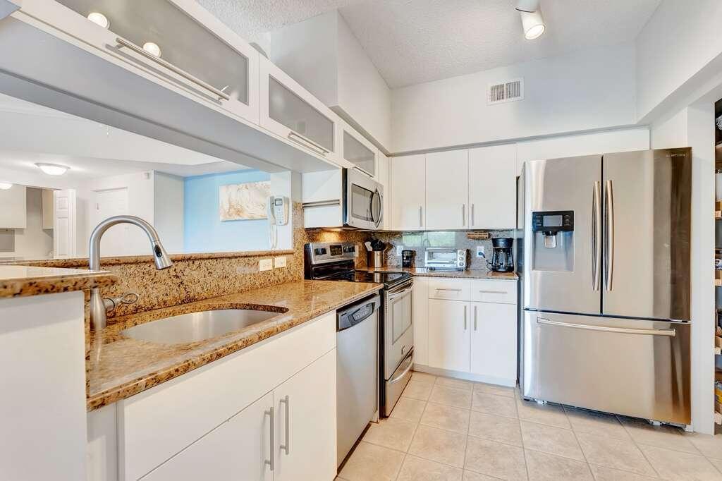 2417 Tuscany Way, Unit 2417 Boynton Beach, FL 33435 - Photo 4 of 10 WhatsApp Image 2026-04-29 at 10.42.01 AM