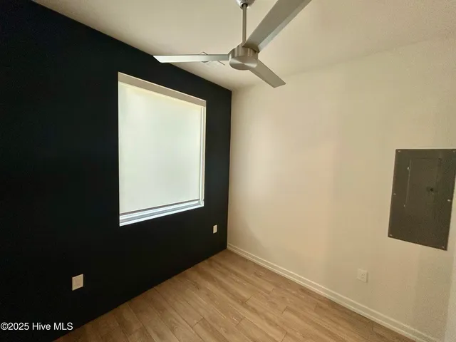 $1,200 | 724 South 5th Avenue, Unit MINI 114, Wilmington, NC 28401