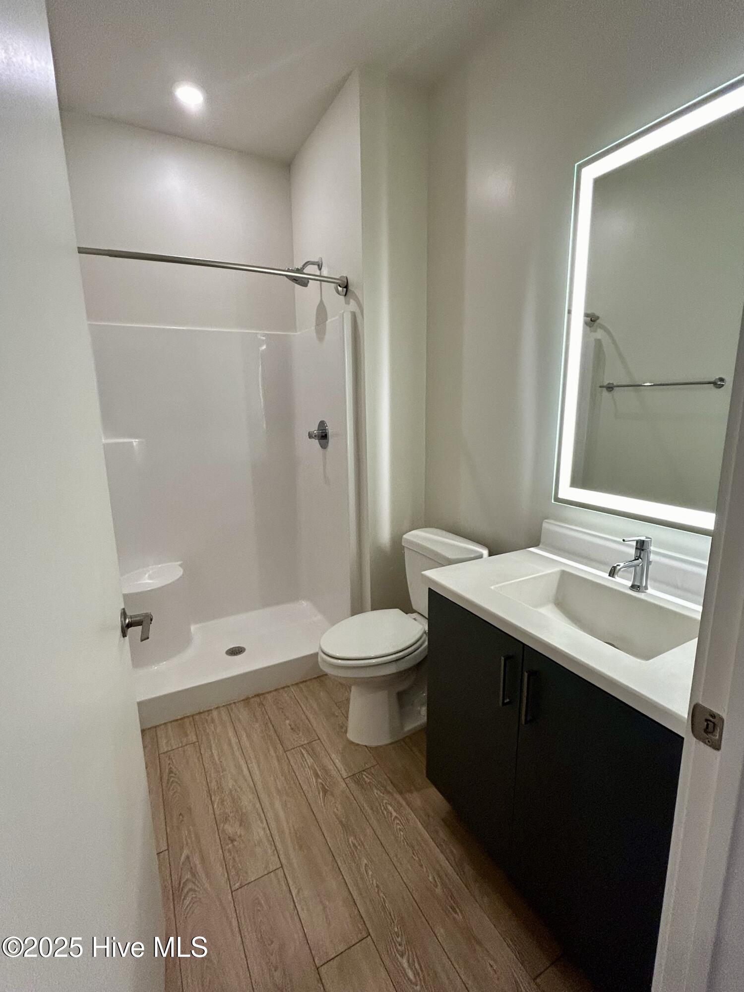 724 South 5th Avenue, Unit MINI 114 Wilmington, NC 28401 - Photo 16 of 16 Bathroom