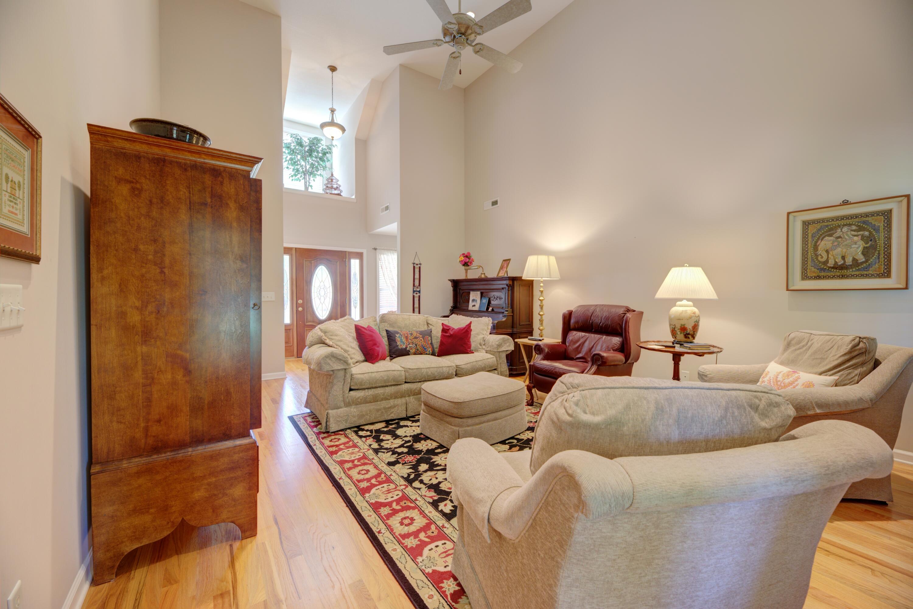 599 Cardinal Road Ringgold, GA 30736 - Photo 2 of 41 Great Room