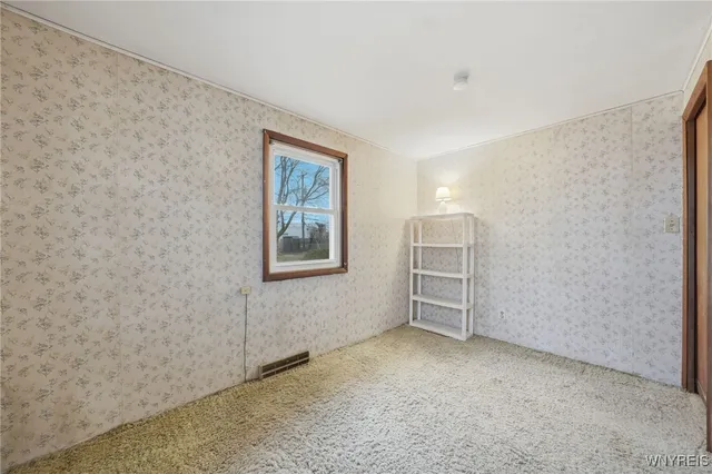 $209,900 | 238 Desmond Drive, Tonawanda, NY 14150