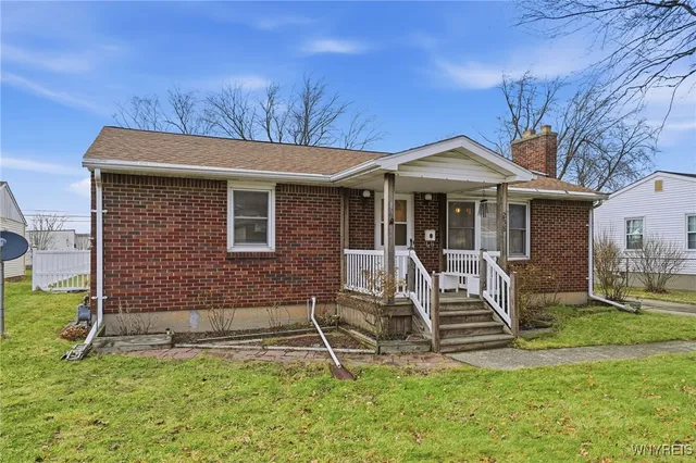 $209,900 | 238 Desmond Drive, Tonawanda, NY 14150