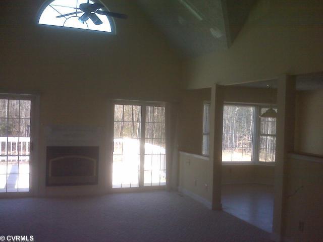 2450 Pony Farm Road Maidens, VA 23102 - Photo 2 of 9 Den/Family/Great Room