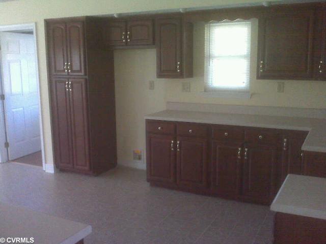 2450 Pony Farm Road Maidens, VA 23102 - Photo 4 of 9 Kitchen
