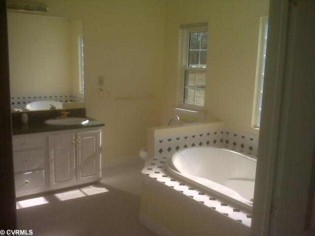 2450 Pony Farm Road Maidens, VA 23102 - Photo 7 of 9 Master Bath