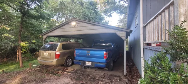 $185,000 | 20 Connor Lane, Huntsville, TX 77320