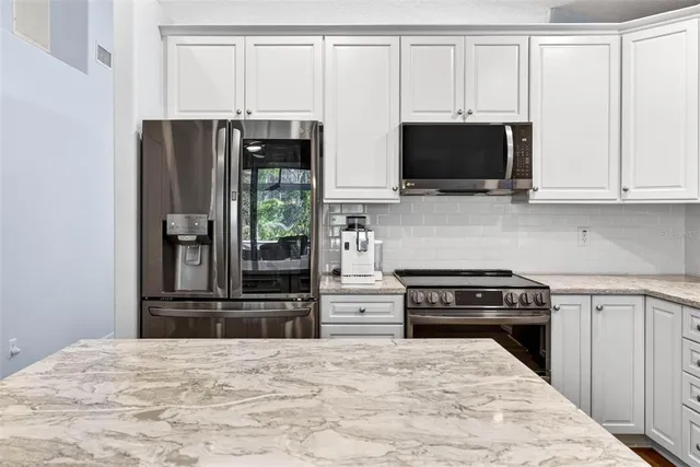 $649,999 | 19145 Cypress Green Drive, Lutz, FL 33558