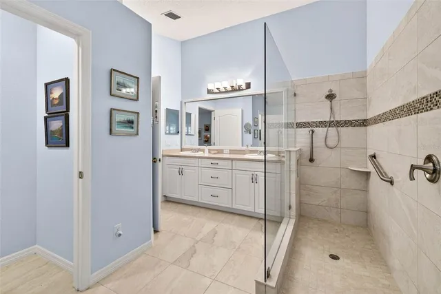 $649,999 | 19145 Cypress Green Drive, Lutz, FL 33558