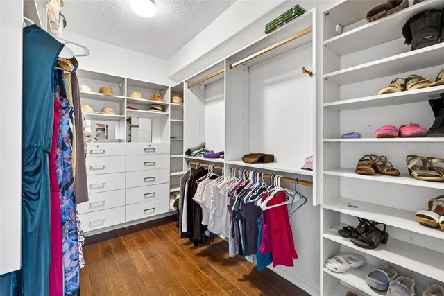 $649,999 | 19145 Cypress Green Drive, Lutz, FL 33558