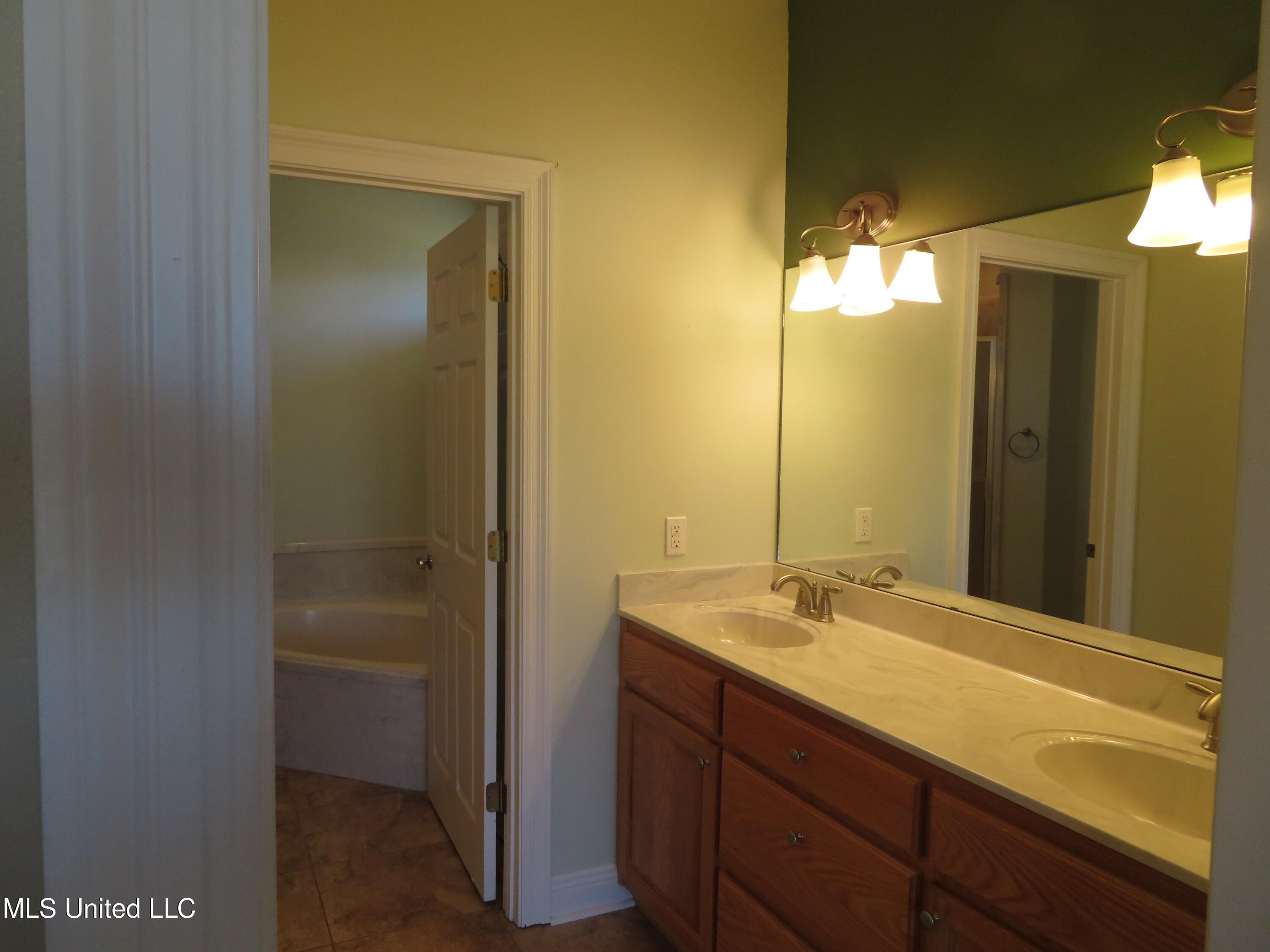 13415 John Clark Road Gulfport, MS 39503 - Photo 14 of 20 IMG_0260