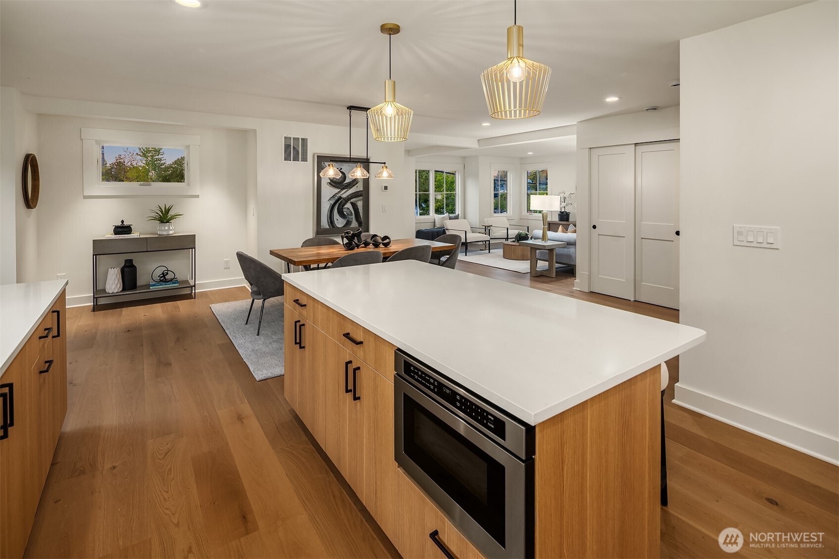 4402 Letitia Avenue South Seattle, WA 98118 - Photo 13 of 39