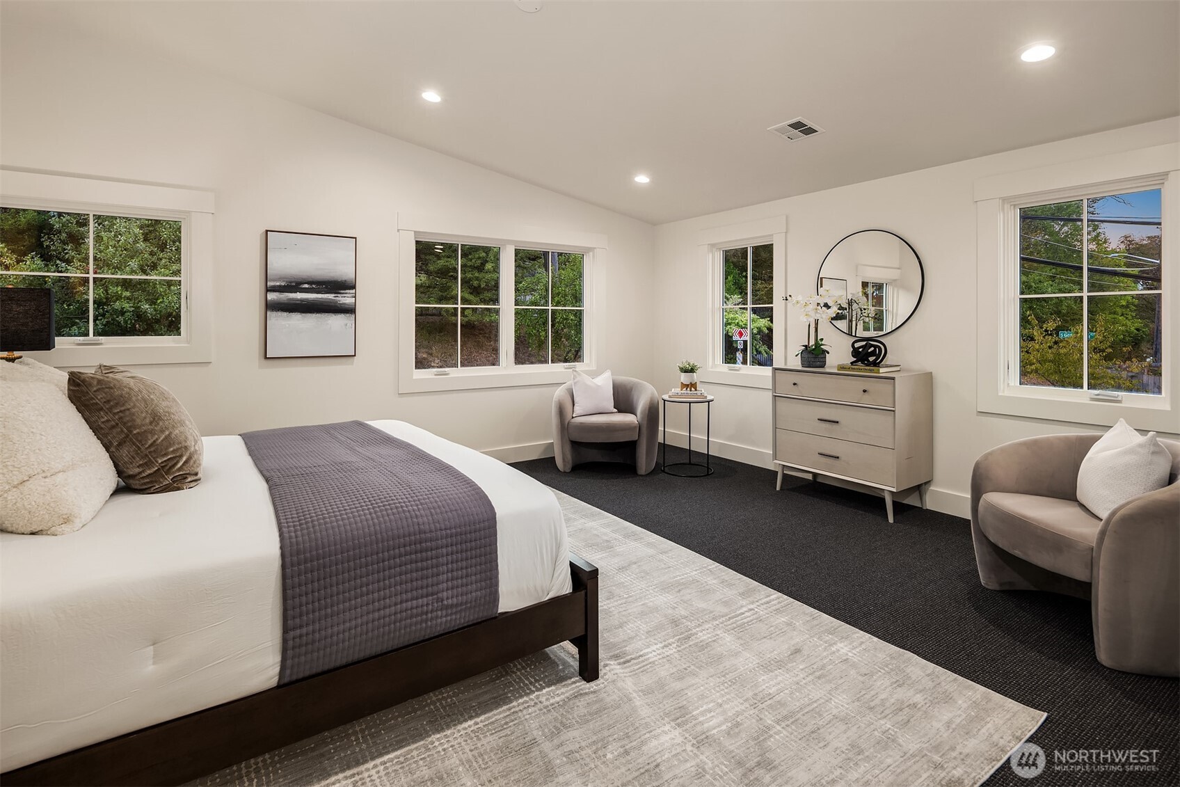 4402 Letitia Avenue South Seattle, WA 98118 - Photo 18 of 39