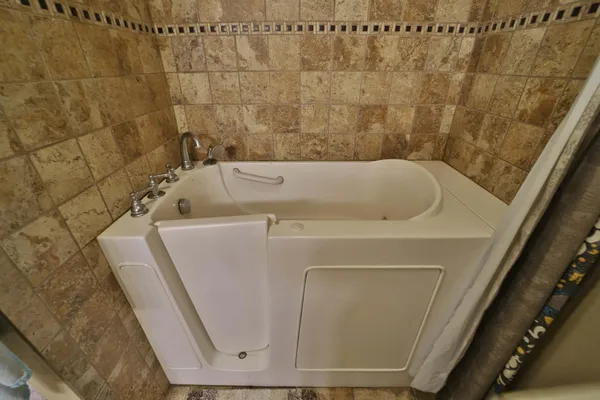 $284,900 | 8285 Wise Road North, Brainerd, MN 56401