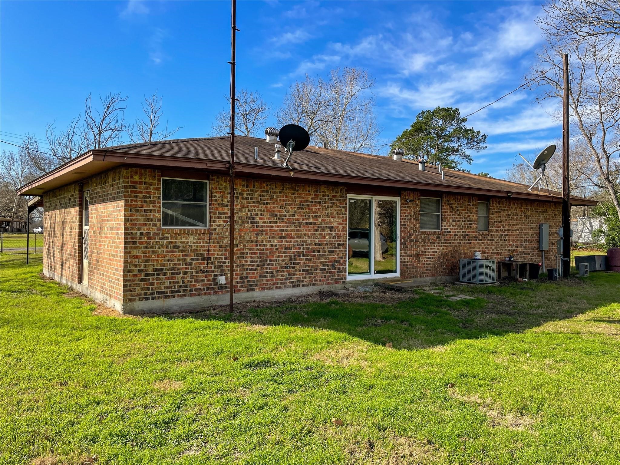 401 Anderson Road Cuero, TX 77954 - Photo 21 of 23