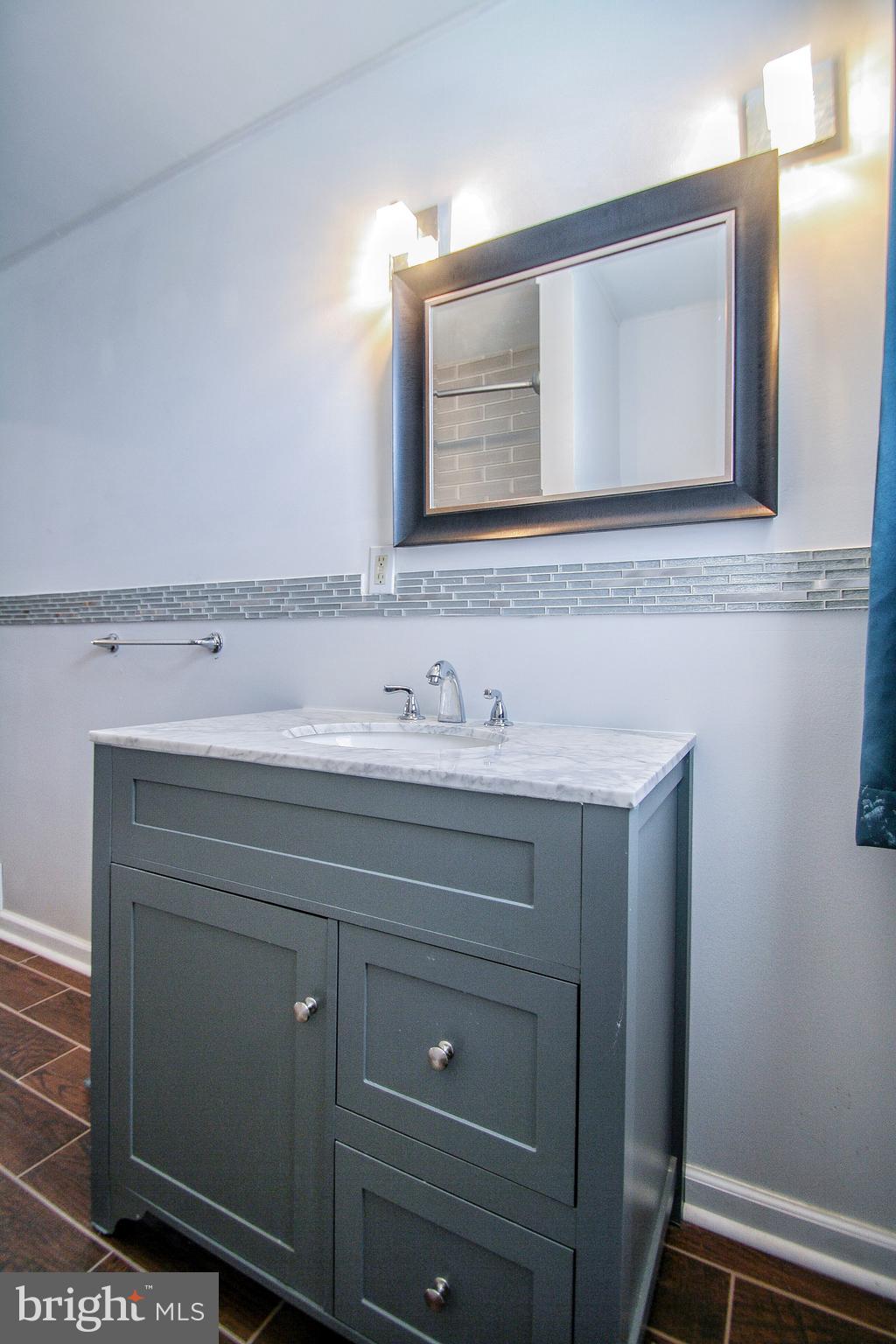 7919 Rugby Street Philadelphia, PA 19150 - Photo 23 of 31 Main bathroom