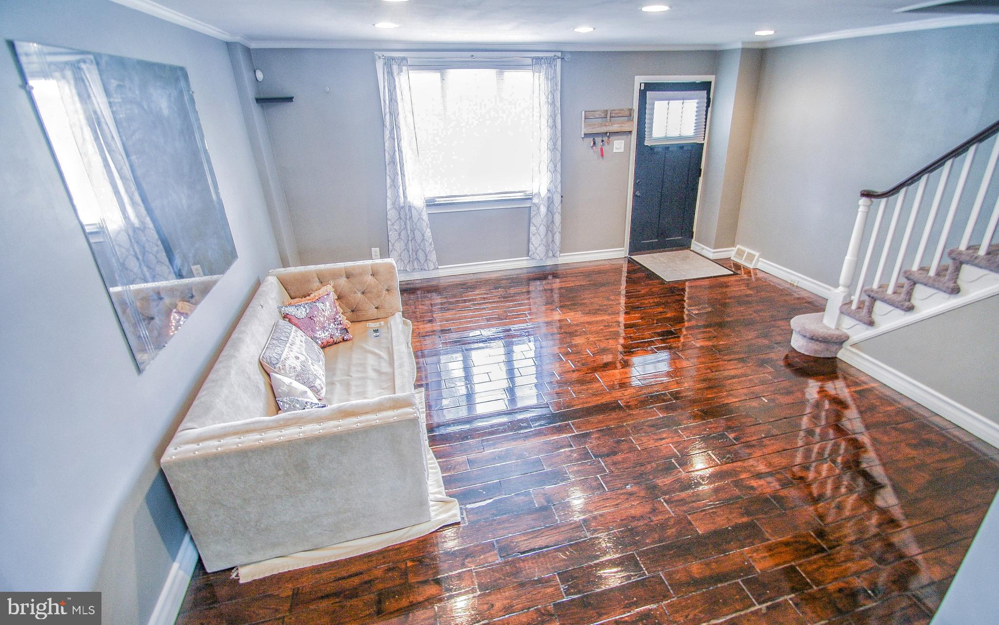7919 Rugby Street Philadelphia, PA 19150 - Photo 8 of 31 Livingroom