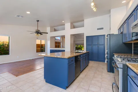 $749,900 | 4340 East Danbury Road, Phoenix, AZ 85032