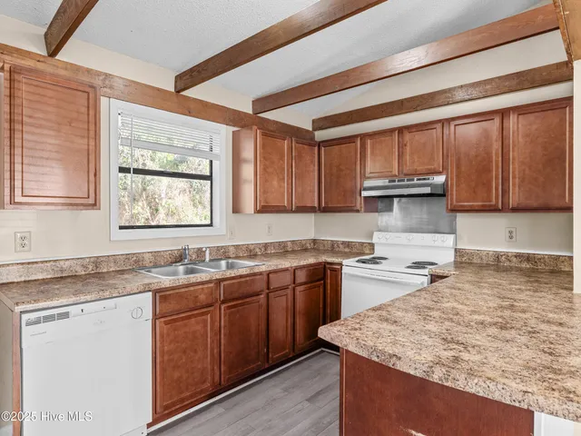 $1,150 | 125 Village Circle, Jacksonville, NC 28546