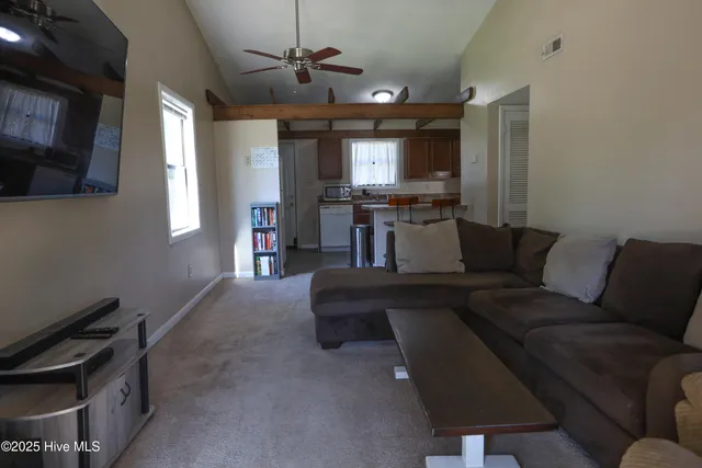 $1,200 | 125 Village Circle, Jacksonville, NC 28546