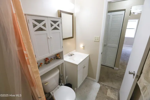 $1,200 | 125 Village Circle, Jacksonville, NC 28546