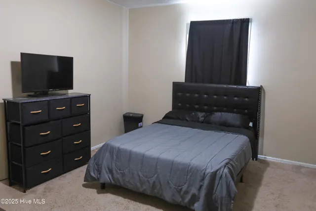 $1,200 | 125 Village Circle, Jacksonville, NC 28546