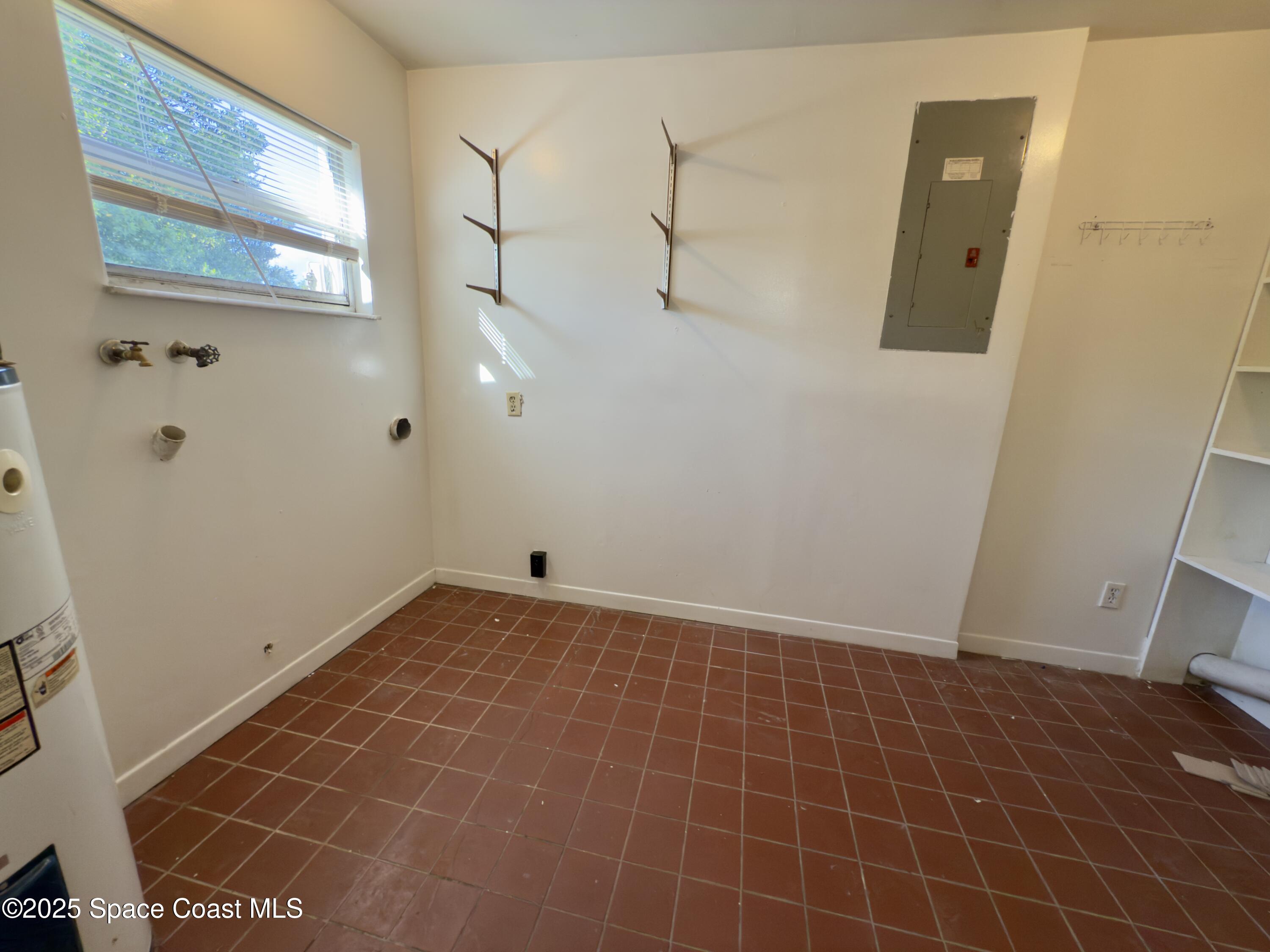 4530 Coleridge Avenue Titusville, FL 32780 - Photo 2 of 14 Large Laundry room
