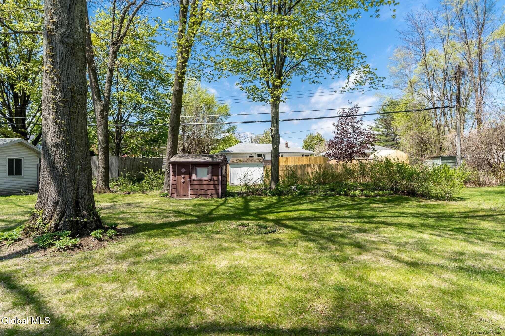 533 Church Road, Unit 2 Albany, NY 12203 - Photo 15 of 20 yard1