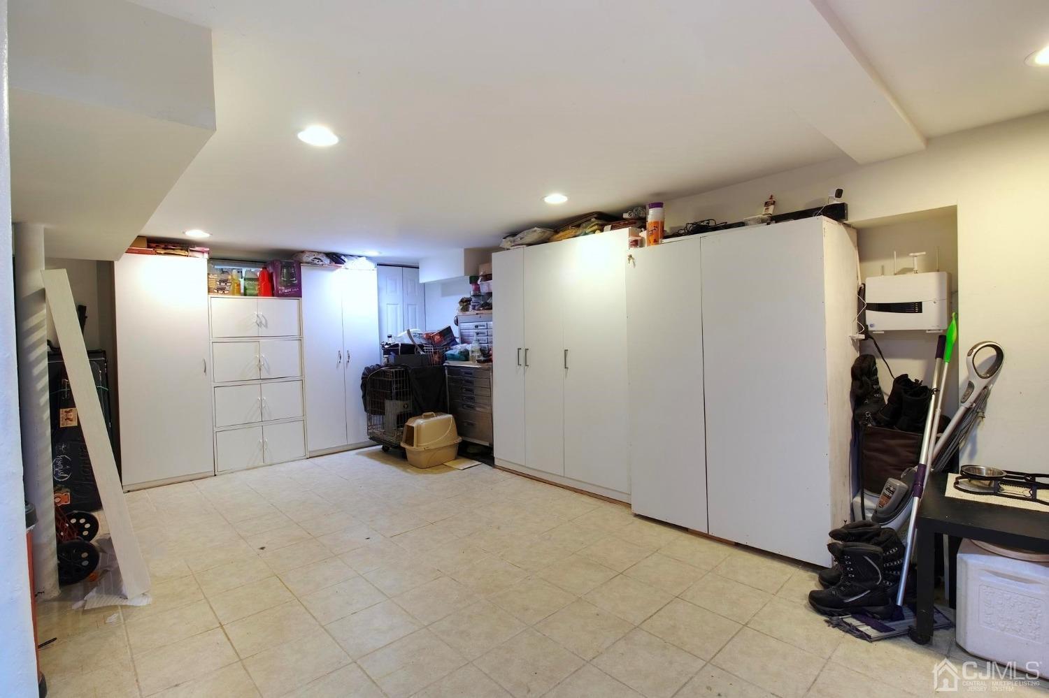 225 New Dover Road Colonia, NJ 07067 - Photo 26 of 33