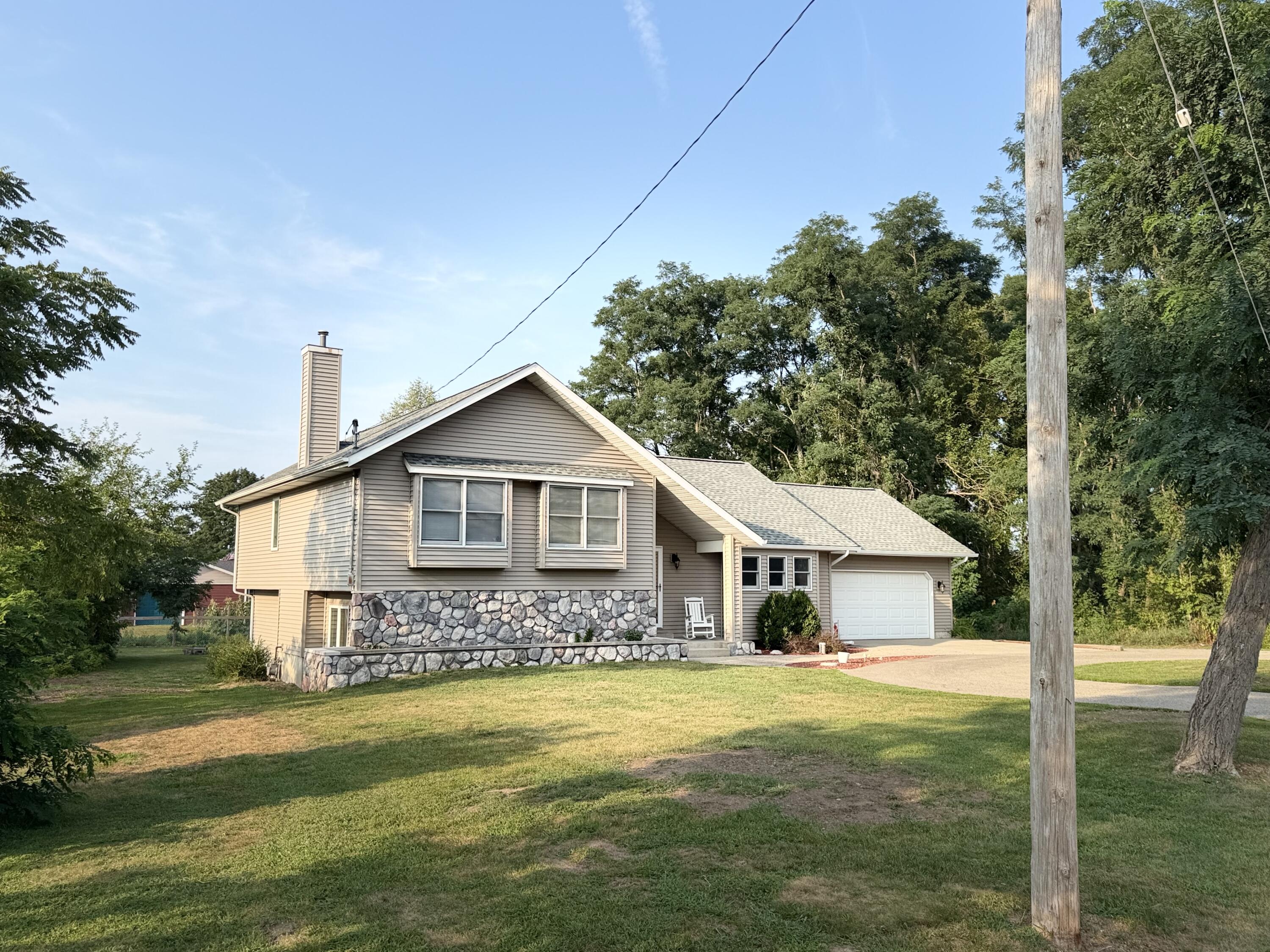 1055 Miller Road Plainwell, MI 49080 - Photo 2 of 31 F2 SW