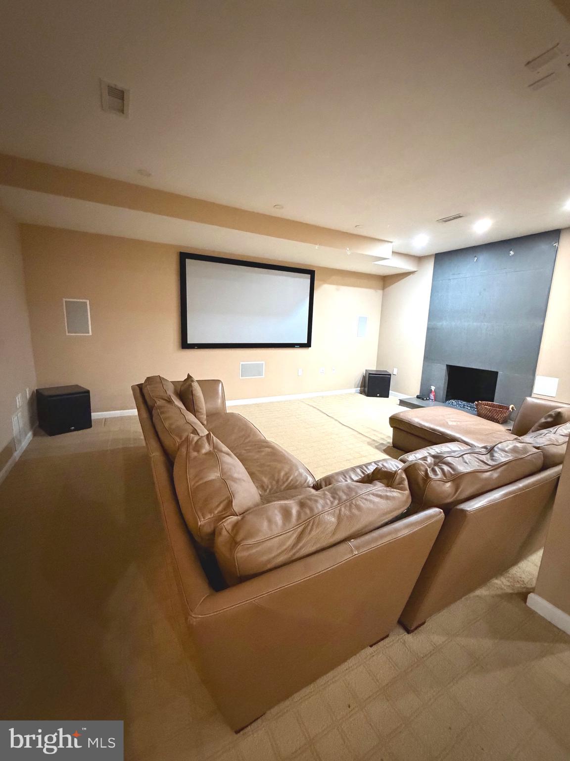 5103 Yuma Street Northwest Washington, DC 20016 - Photo 18 of 21