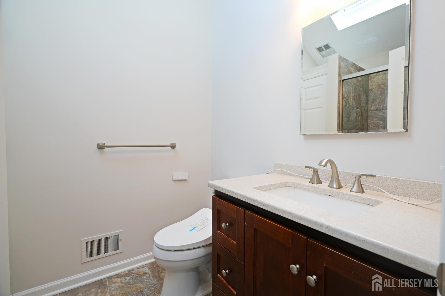 19 Wetherhill Way Dayton, NJ 08810 - Photo 22 of 45