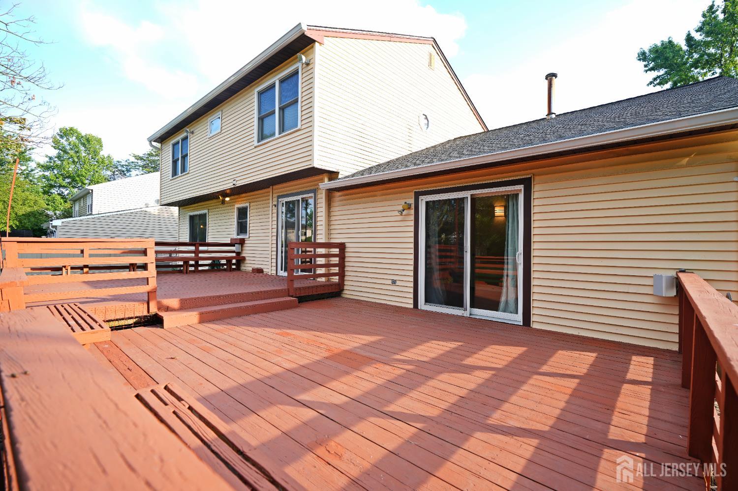 19 Wetherhill Way Dayton, NJ 08810 - Photo 34 of 45