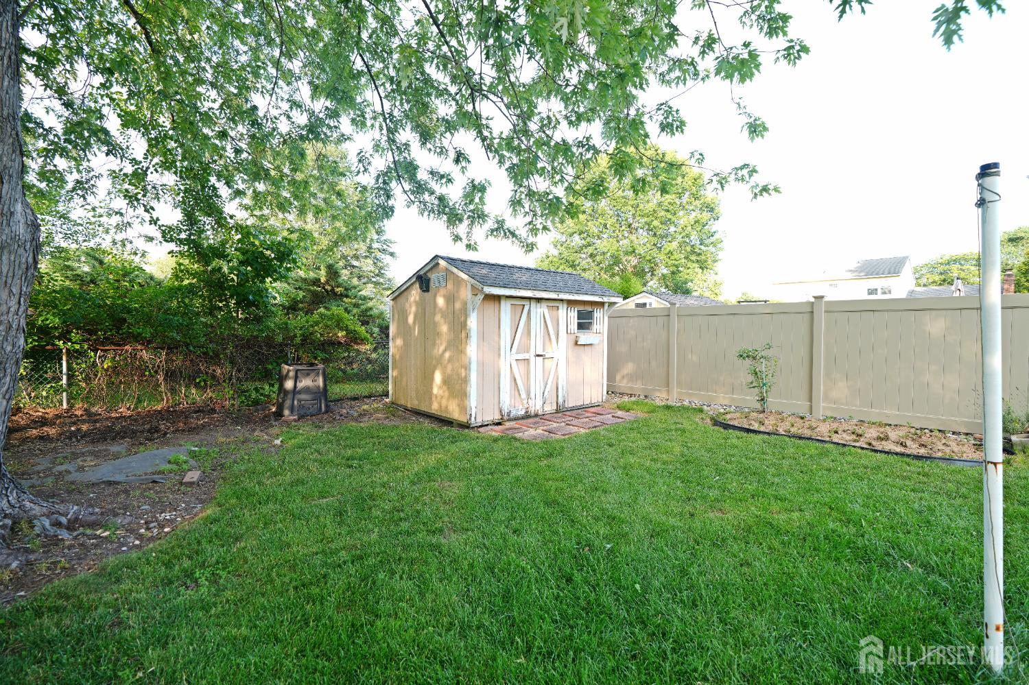 19 Wetherhill Way Dayton, NJ 08810 - Photo 39 of 45