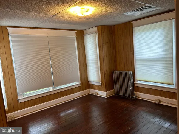 $2,350 | 17822 Sherman Avenue, Hagerstown, MD 21740