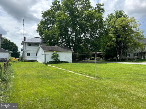 $2,350 | 17822 Sherman Avenue, Hagerstown, MD 21740