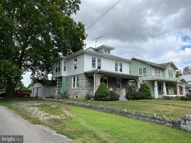 $2,450 | 17822 Sherman Avenue, Hagerstown, MD 21740
