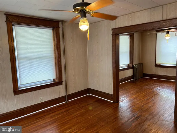 $2,350 | 17822 Sherman Avenue, Hagerstown, MD 21740