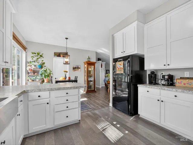 $369,000 | 116 South Riverside Drive, Horseshoe Bend, ID 83629