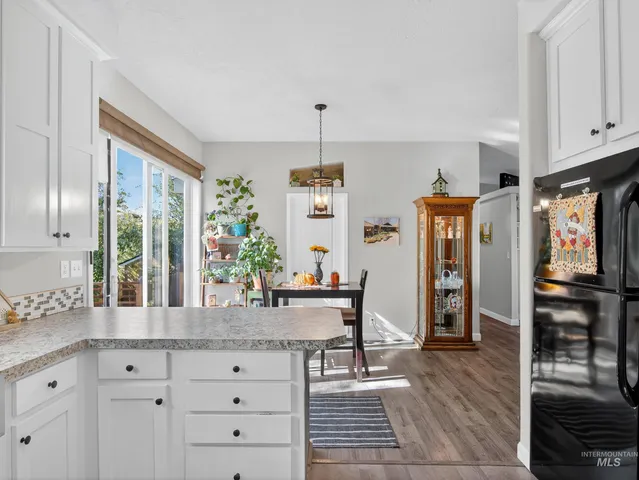 $369,000 | 116 South Riverside Drive, Horseshoe Bend, ID 83629