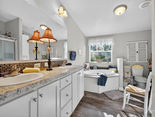 $369,000 | 116 South Riverside Drive, Horseshoe Bend, ID 83629