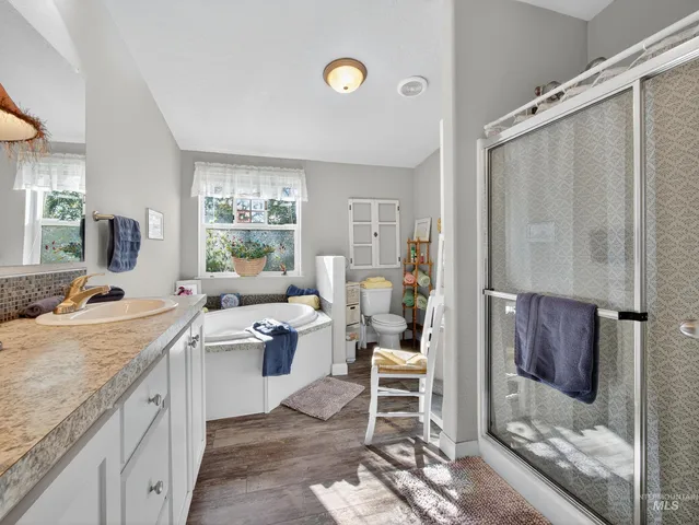 $369,000 | 116 South Riverside Drive, Horseshoe Bend, ID 83629