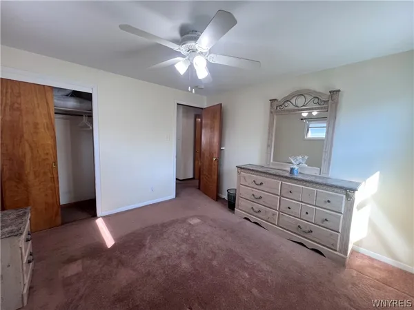 $1,900 | 480 West Hazeltine Avenue, Tonawanda, NY 14217