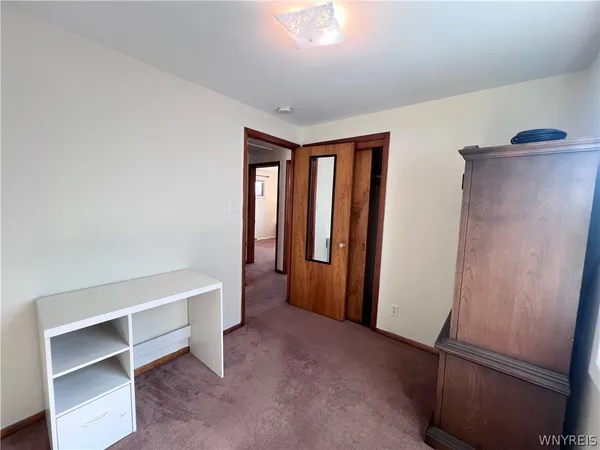 $1,900 | 480 West Hazeltine Avenue, Tonawanda, NY 14217