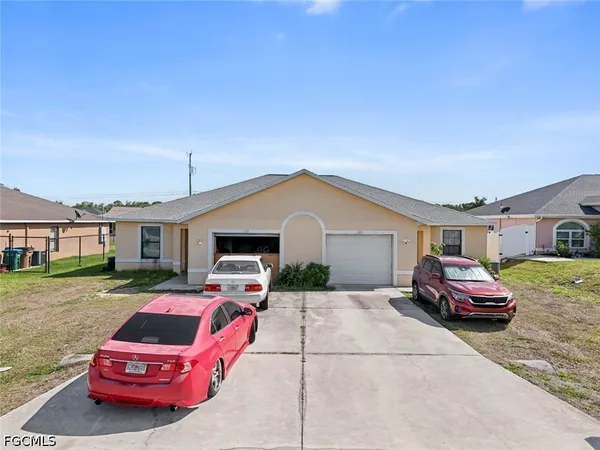 $450,000 | 126-128 Southeast 12th Street, Cape Coral, FL 33990