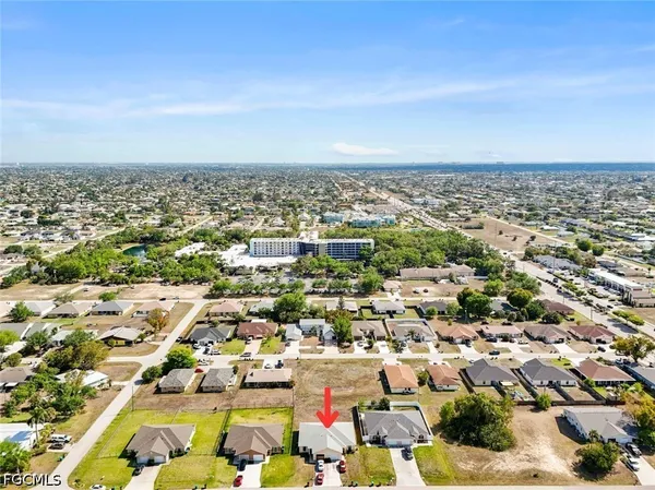 $450,000 | 126-128 Southeast 12th Street, Cape Coral, FL 33990