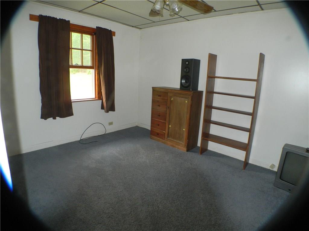 822-828 Hulton Road Verona, PA 15147 - Photo 16 of 22 822 Hulton - Bedroom 1