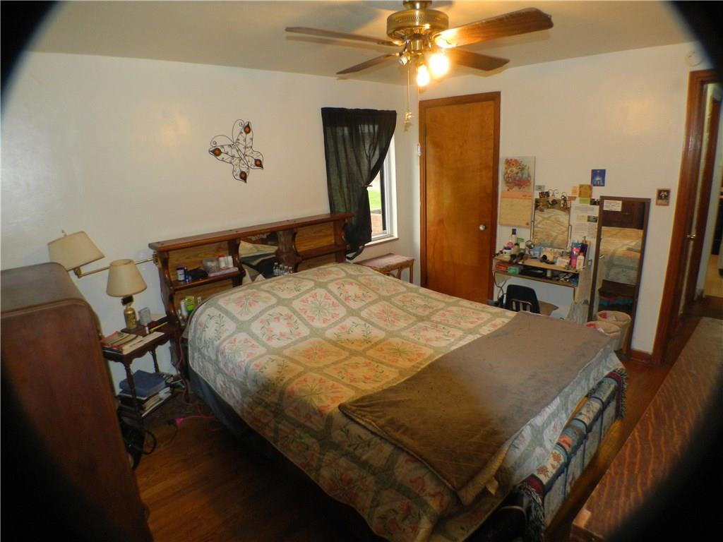 822-828 Hulton Road Verona, PA 15147 - Photo 9 of 22 828 Hulton - Bedroom on main floor