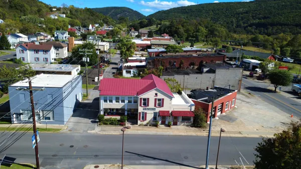 $435,000 | 314 Jefferson Avenue, Clifton Forge, VA 24422