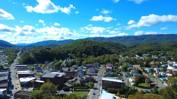 $435,000 | 314 Jefferson Avenue, Clifton Forge, VA 24422