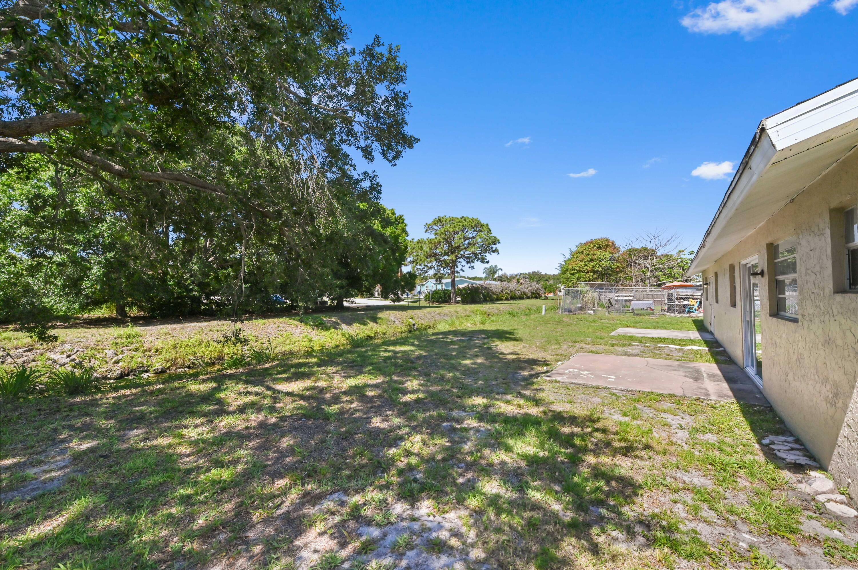 4550 Southeast Salvatori Road Stuart, FL 34997 - Photo 20 of 22 18 backyard 01